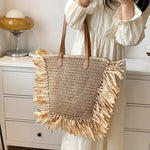 Load image into Gallery viewer, Tassel Over Hassle Straw Purse
