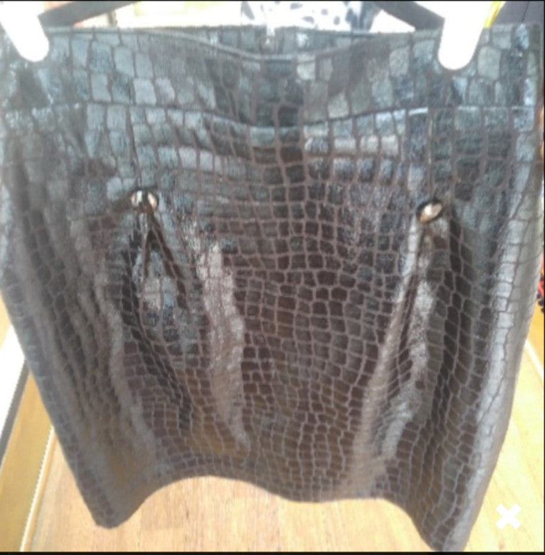 Yae Black Reptile Skirt